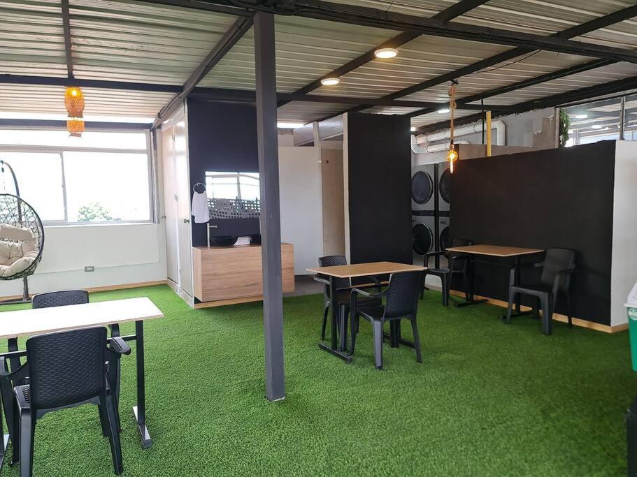 Rg33 Apartasuites 1 Hab 2c Medellín