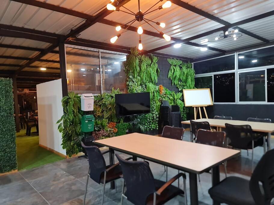 Rg33 Apartasuites 1 Hab 2c Apartamento Medellín